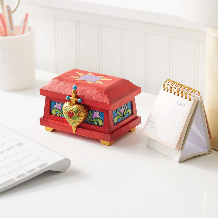 The Queen's Trinket Box