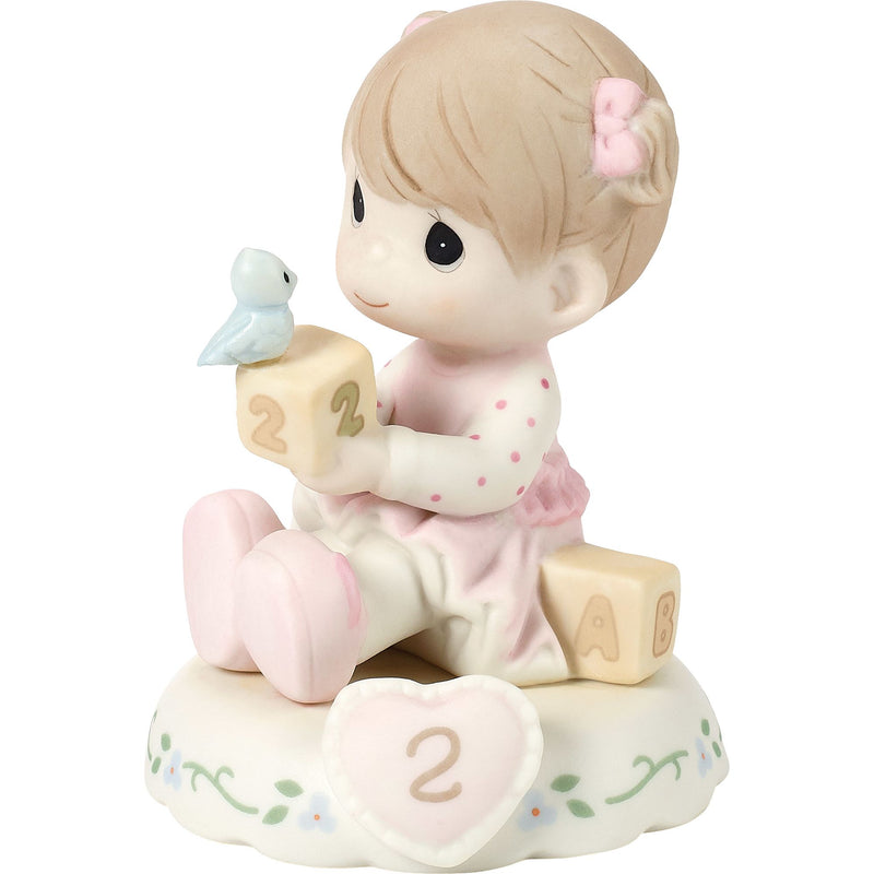 Brun. Girl w Blocks  Age 2 Fig