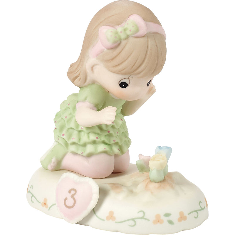 Brun. Girl w Flowers Age 3 Fig