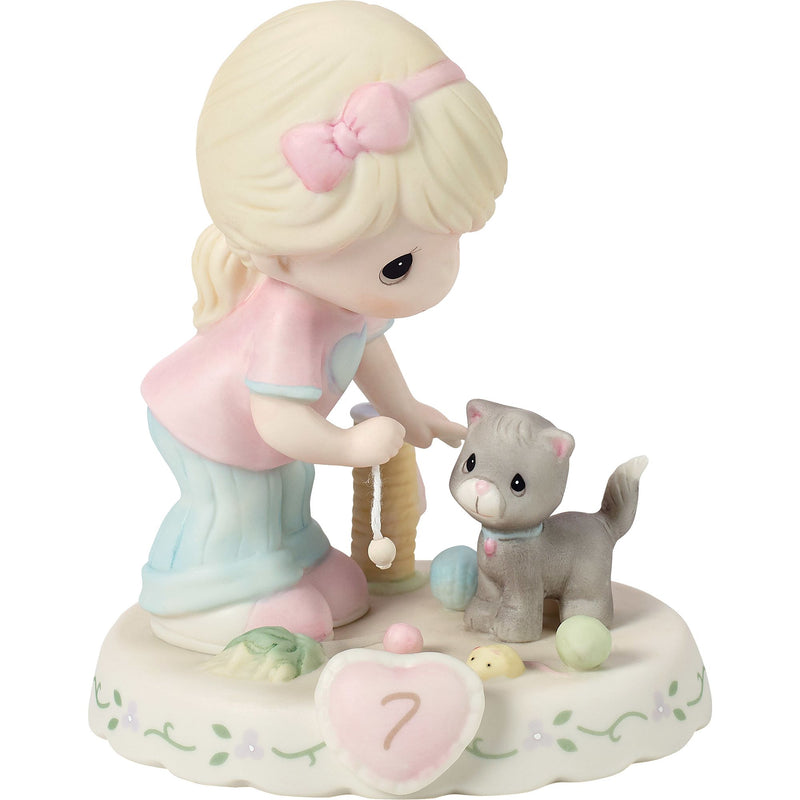 Girl w Kitten & Toys Age 7 Fig