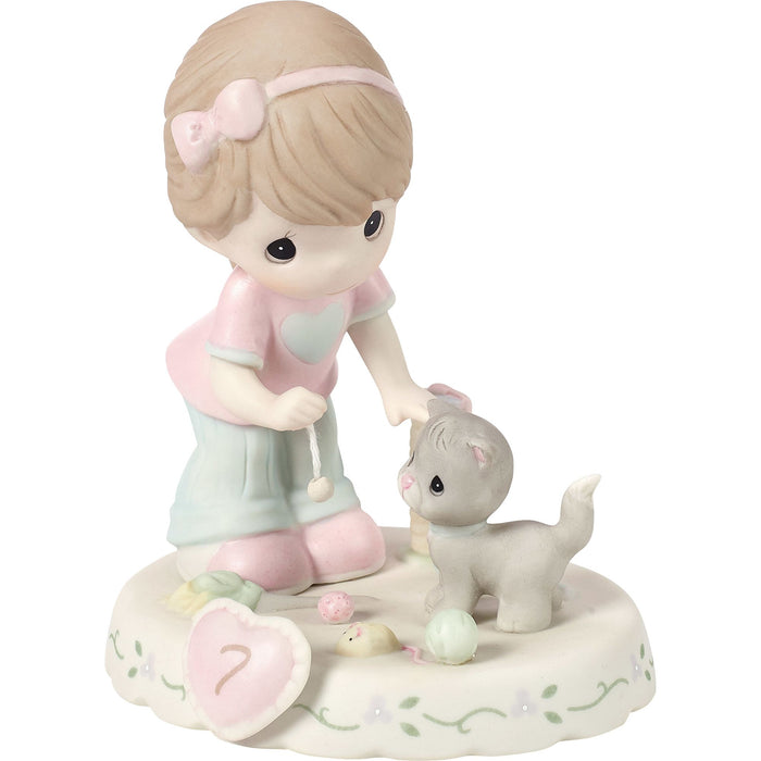 B. Girl w Kitten/Toys 7 Fig