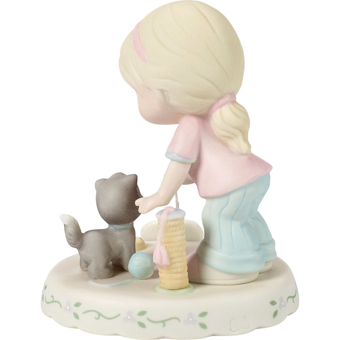 Girl w Kitten & Toys Age 7 Fig