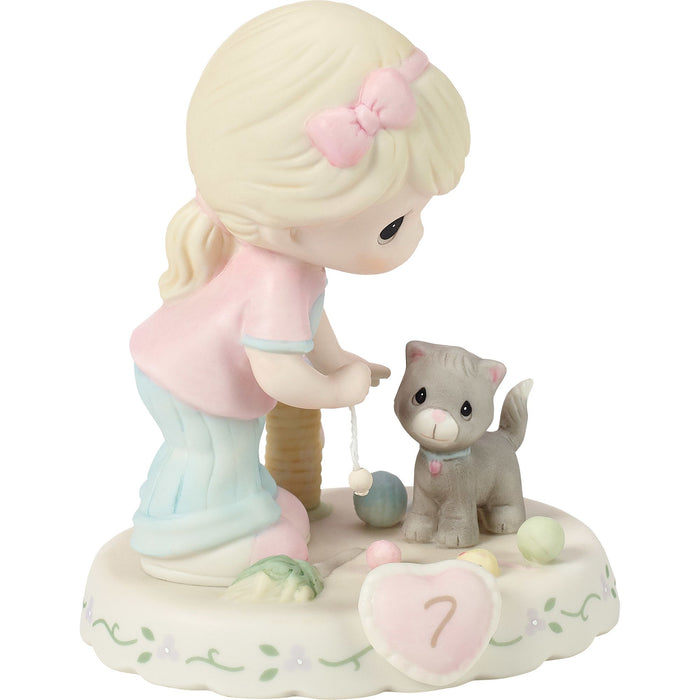 Girl w Kitten & Toys Age 7 Fig