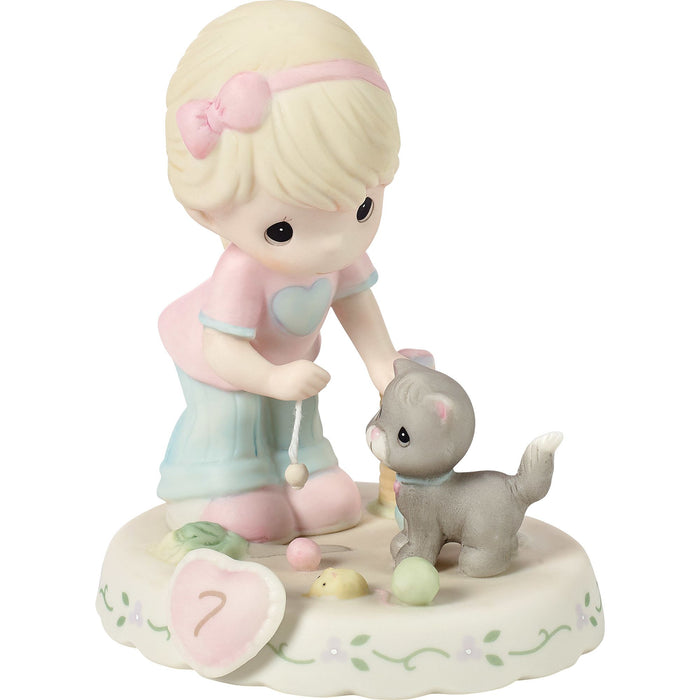 Girl w Kitten & Toys Age 7 Fig