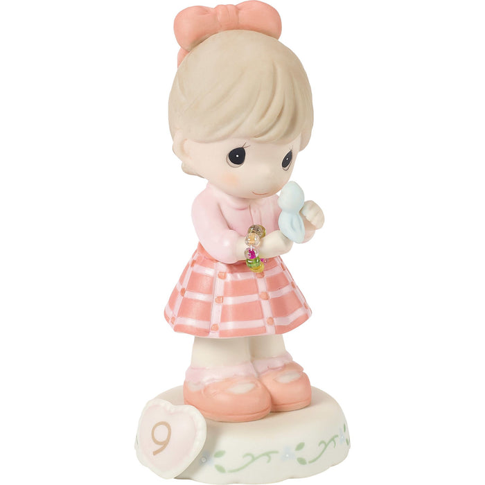 B. Girl w Bracelet Age 9 Fig
