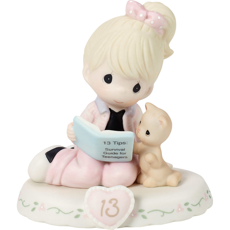 Girl Book w Kitten 13 Fig