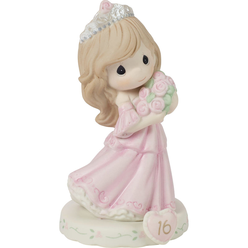 B. Girl Tiara w Bouquet 16 Fig