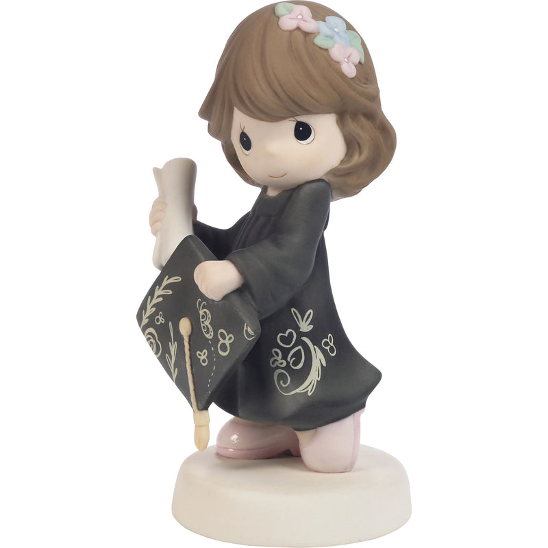 Grad Brun Girl w Blck Gown Fig