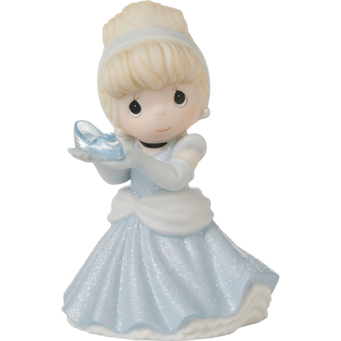 Cinderella w Glass Slipper Fig