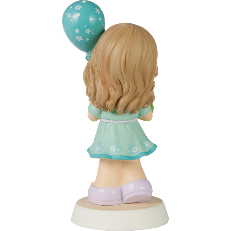 Girl w Balloon and Flowers Fig