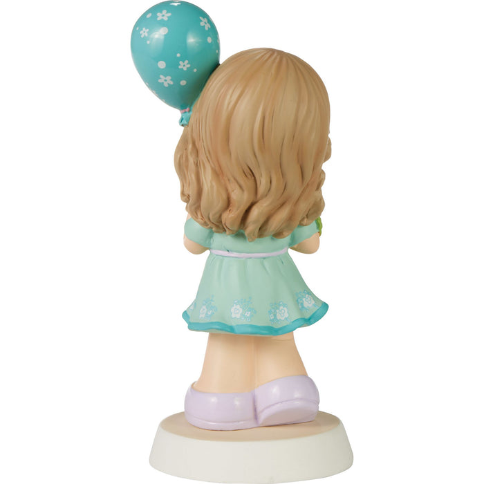 Girl w Balloon and Flowers Fig