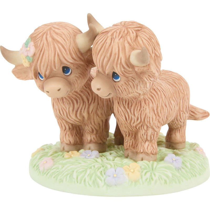 Highland Cow Couple Figurine