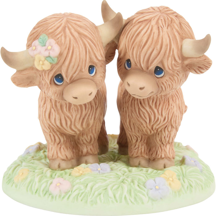 Highland Cow Couple Figurine