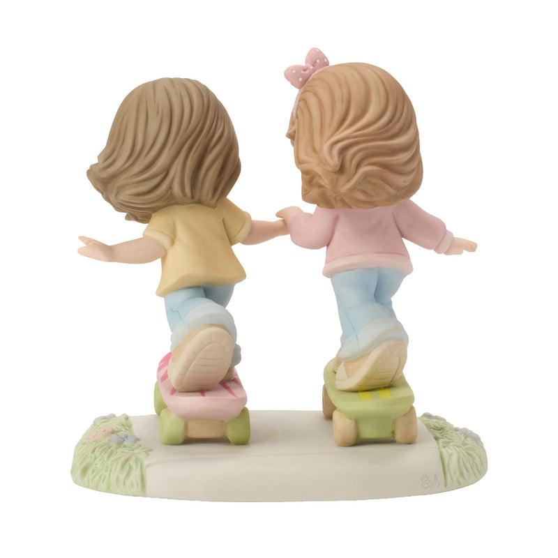 Sisters Skateboarding Dble Fig