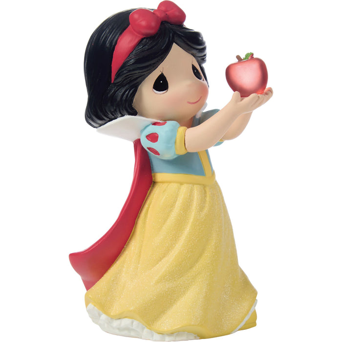 Snow White With Apple Fig