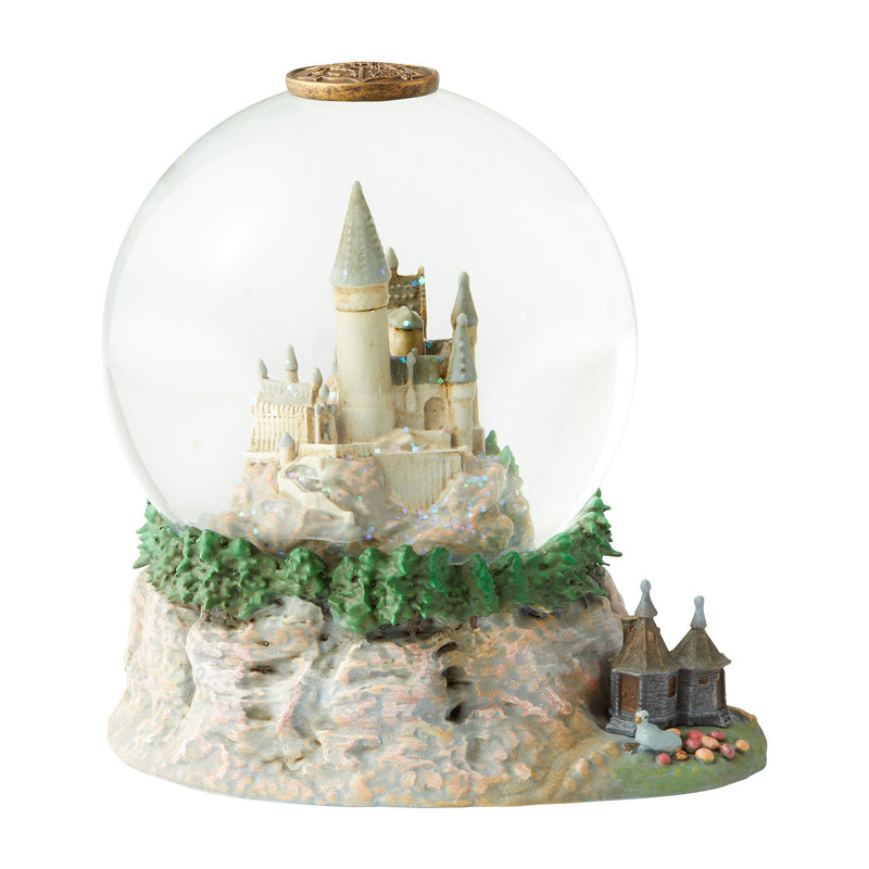 Hogwarts Castle w/ Hagrid Hut