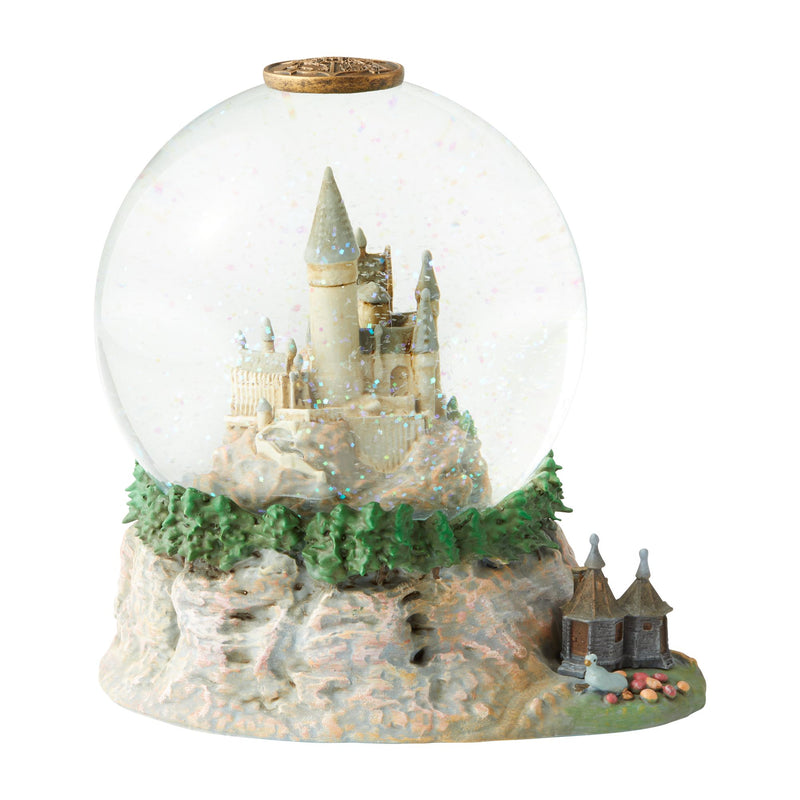 Hogwarts Castle w/ Hagrid Hut