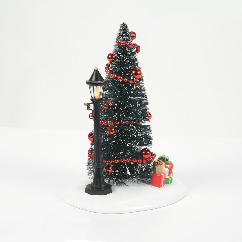 Lit Christmas Vignette