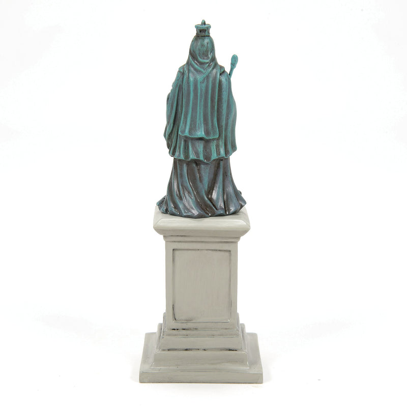 A Monument For Her Majesty