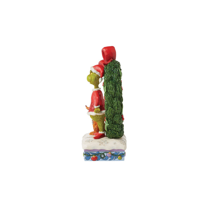Grinch & Max in Wreath Fig