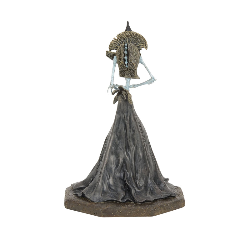 Fright Ave. Beldam Beckons