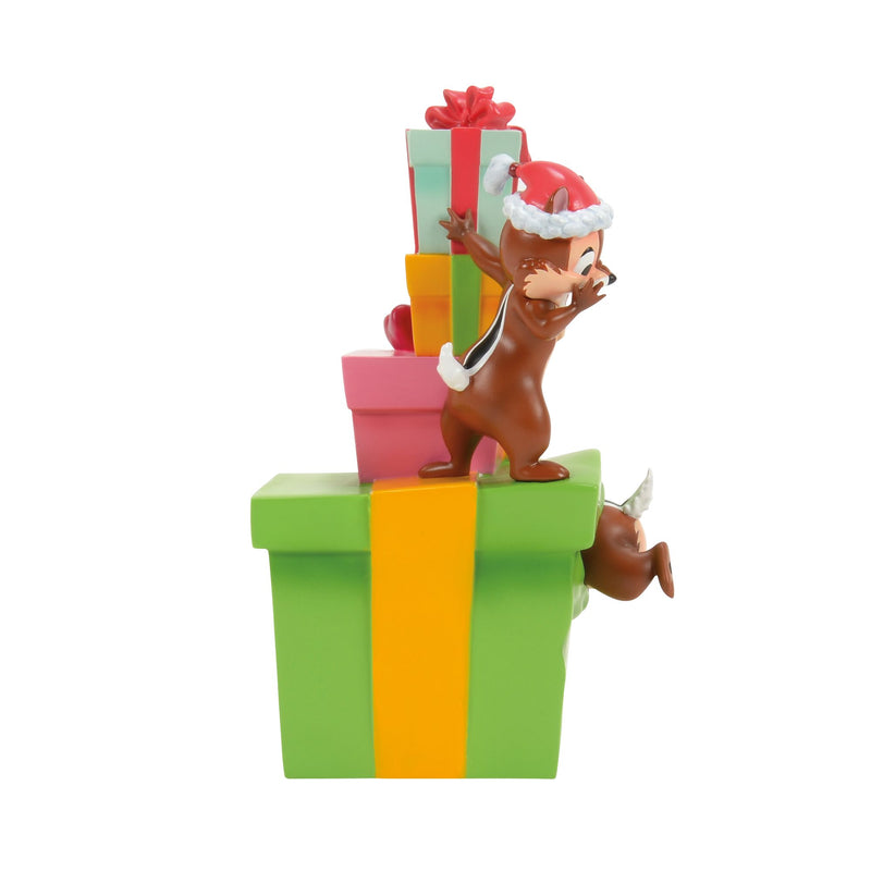 Chip & Dale in Presents