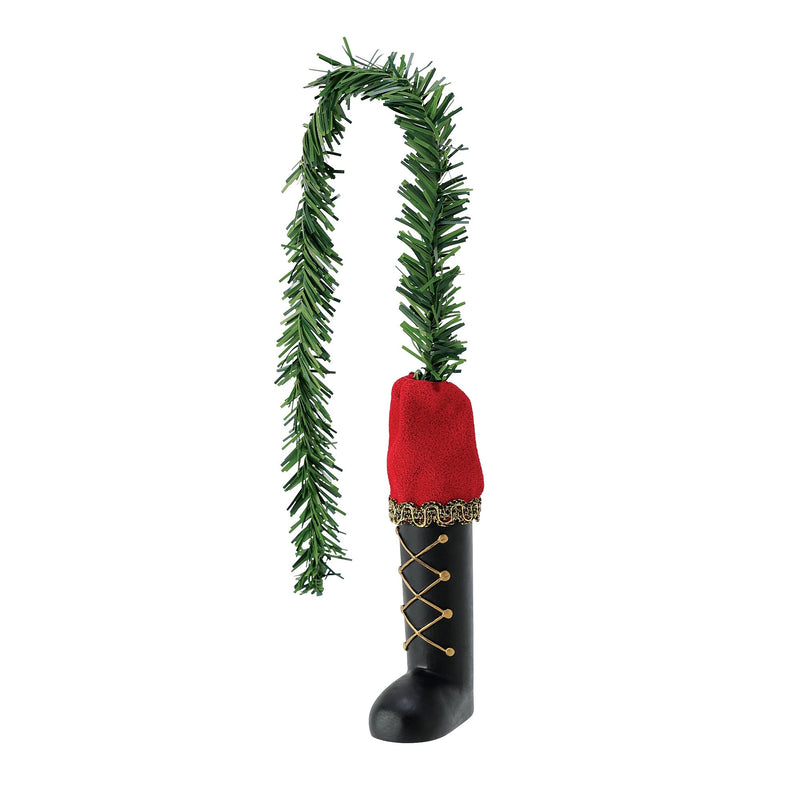 Nutcracker in a Cinch