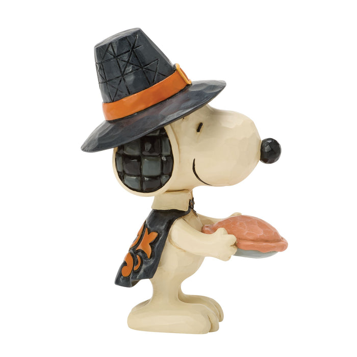 Snoopy with Pumpkin Pie Mini
