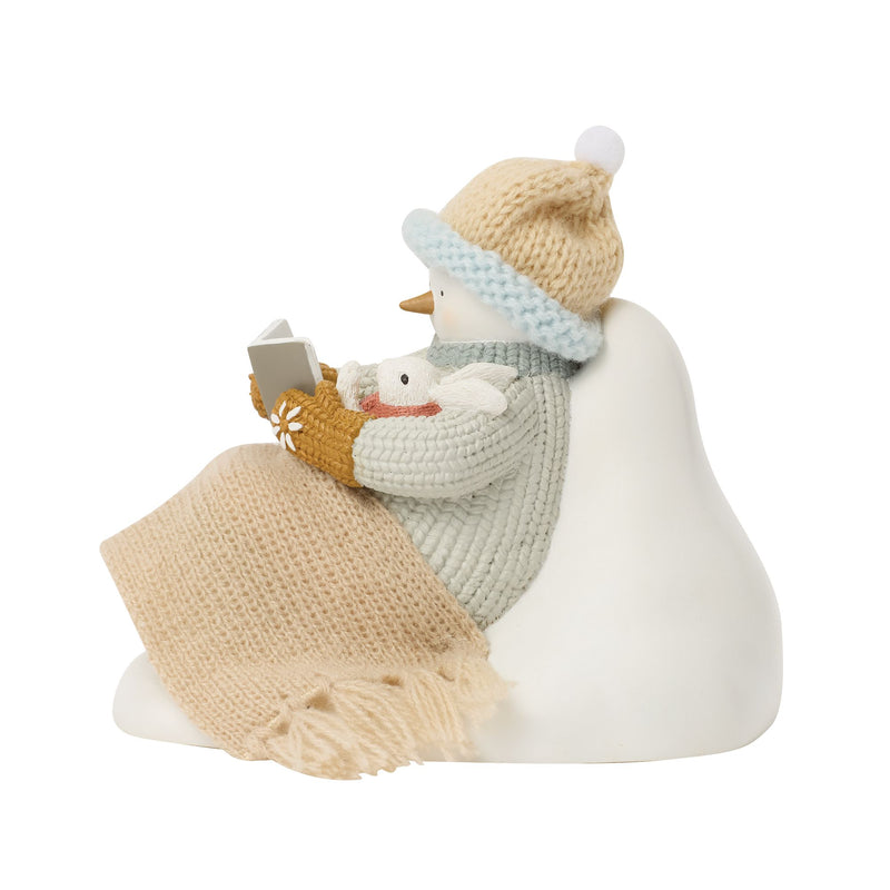 Snowy Tales Figurine