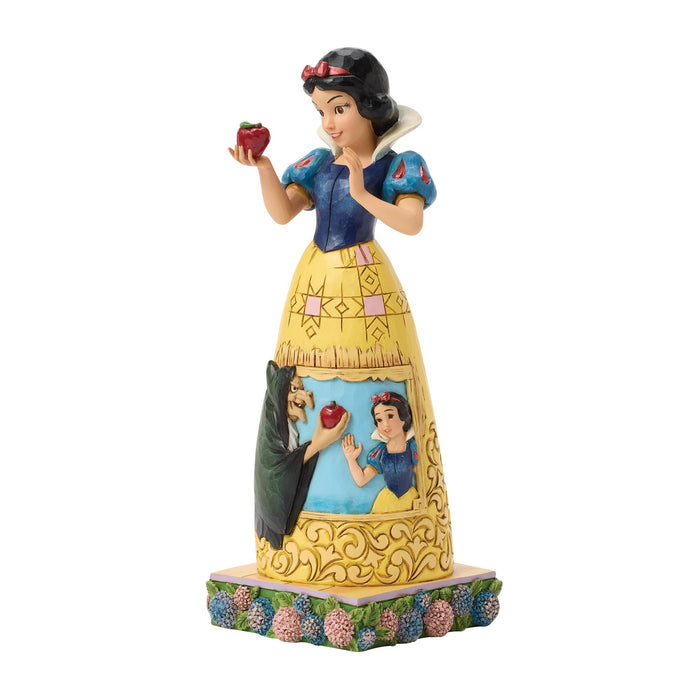 Snow White Apple with Scene