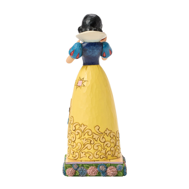 Snow White Apple with Scene