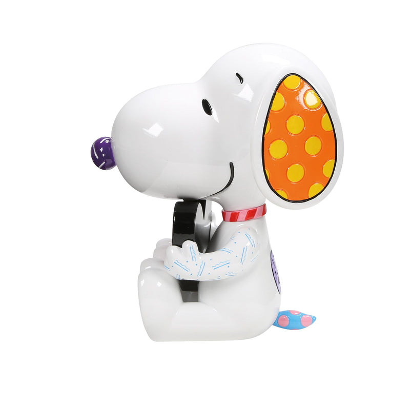 Snoopy Heart Statue