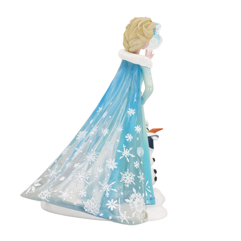 DSSHO Elsa & Olaf Seasonal Fig