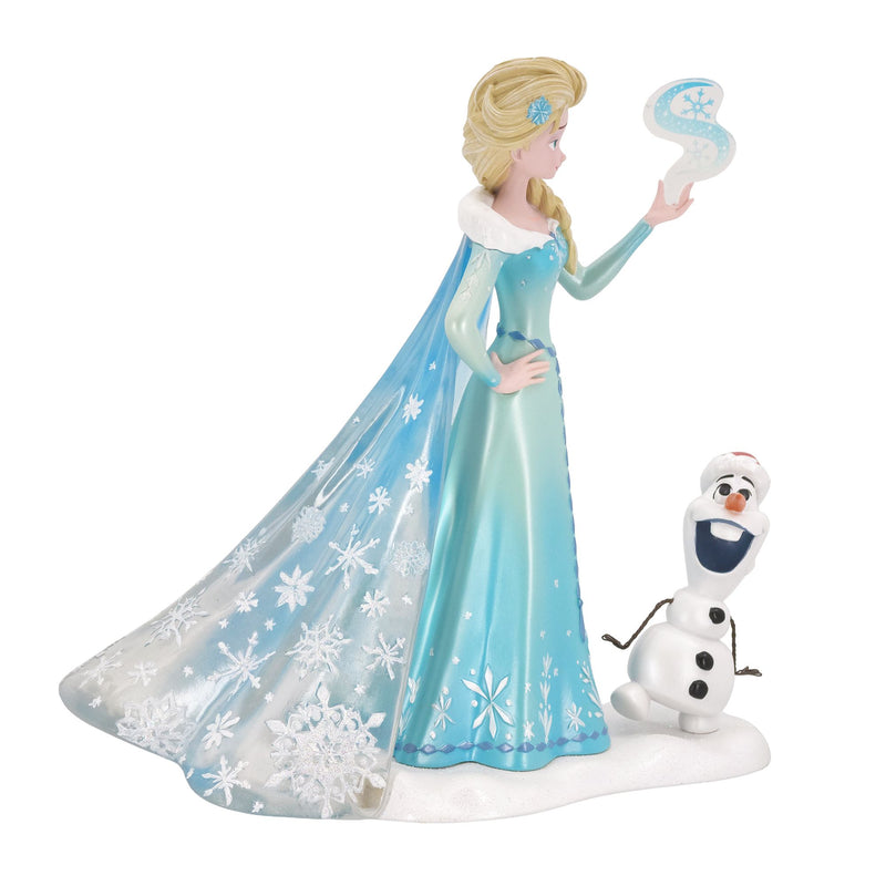 DSSHO Elsa & Olaf Seasonal Fig